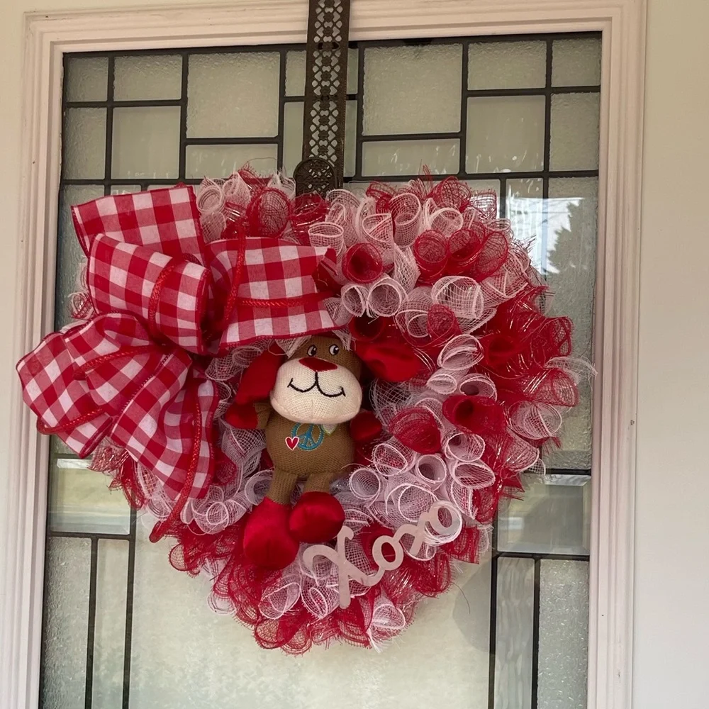 *Valentine's Day Red Heart Dan Dee Plush Wreath for Front Door